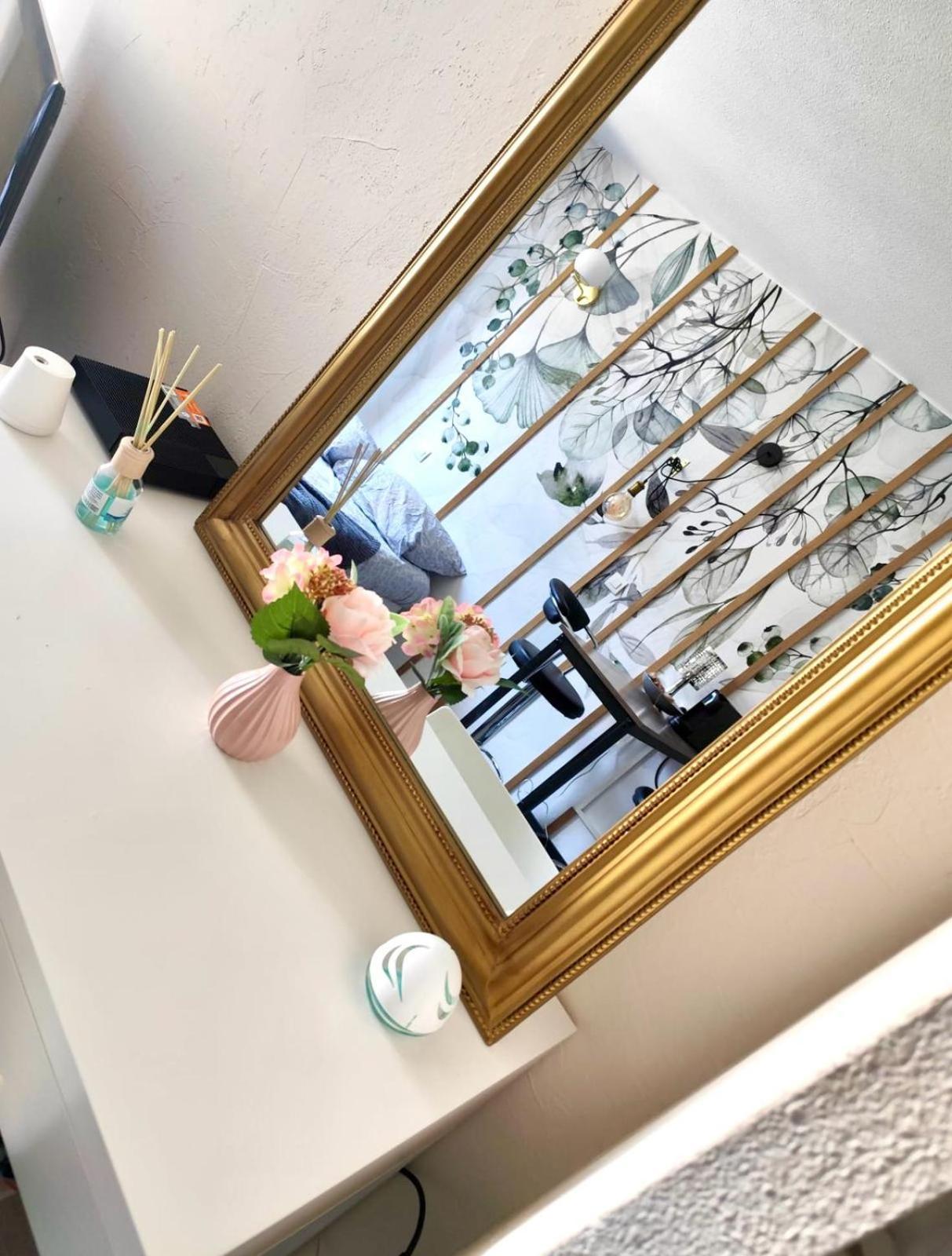 Apartment Hsh France Location Land Paris - Nicolas - De Charme *